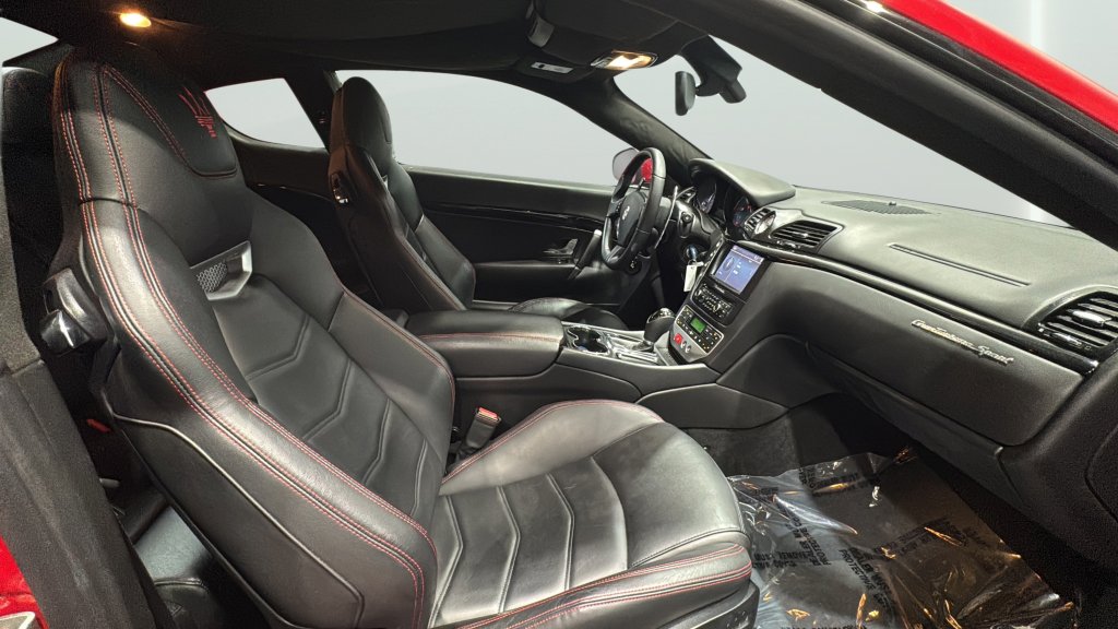 Used 2016 Maserati GranTurismo Sport image 15