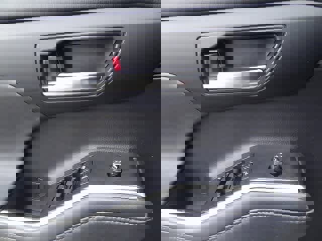 Used 2022 Toyota Highlander XLE image 20