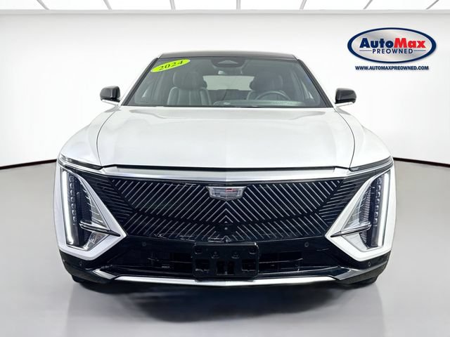 Used 2024 Cadillac Lyriq Tech w/ Driver Assist Package AWD/4WD image 7