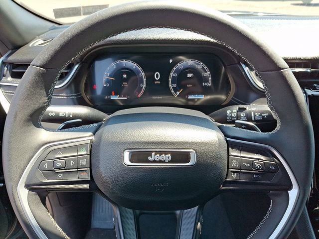 Used 2024 Jeep Grand Cherokee L Laredo AWD/4WD image 18