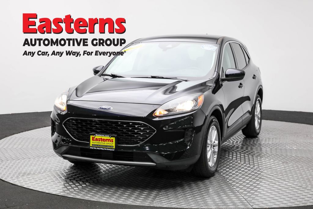 Used 2021 Ford Escape SE