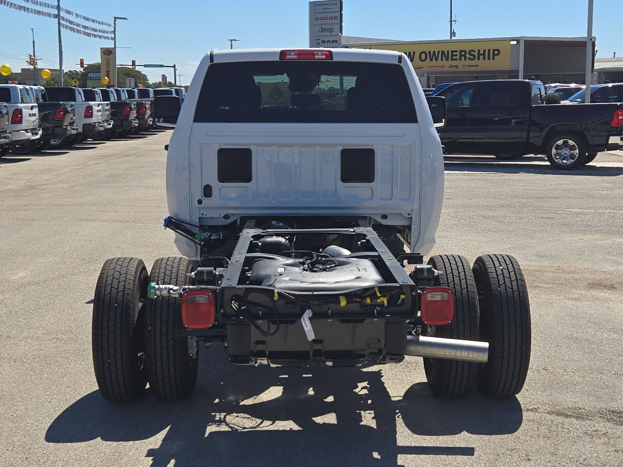 New 2027 RAM 3500 Tradesman AWD/4WD image 4