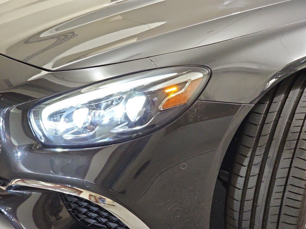 Used 2020 Mercedes-Benz SL 550 image 31