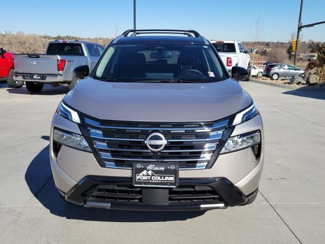 Used 2025 Nissan Rogue Platinum image 5