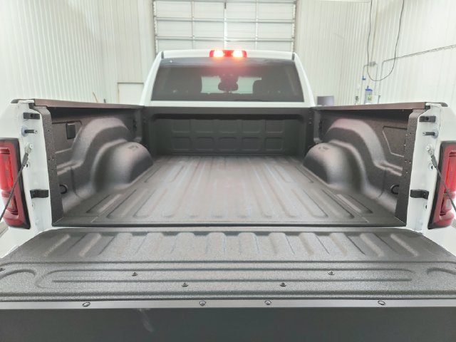 New 2026 RAM 2500 Big Horn AWD/4WD image 46