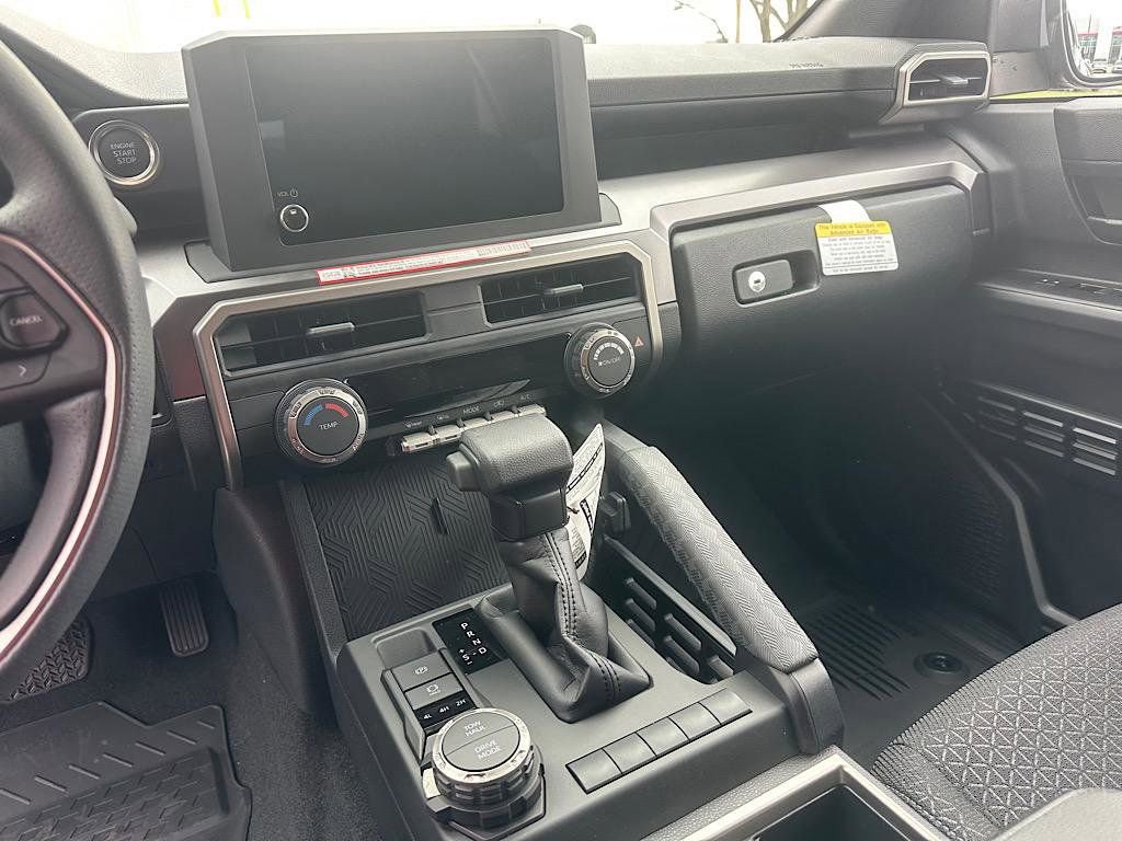 New 2026 Toyota 4Runner SR5 image 15