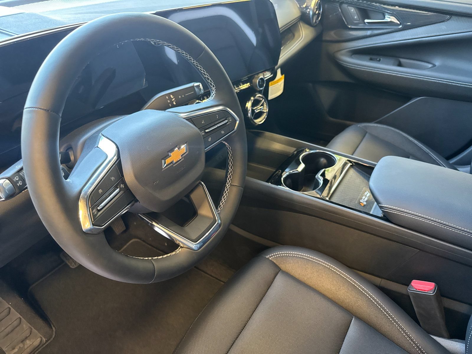 New 2026 Chevrolet Blazer EV LT AWD/4WD image 9