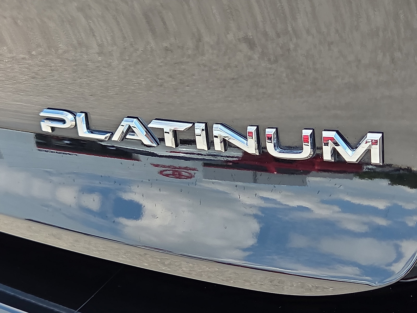 Used 2024 Toyota Crown Platinum AWD/4WD image 8