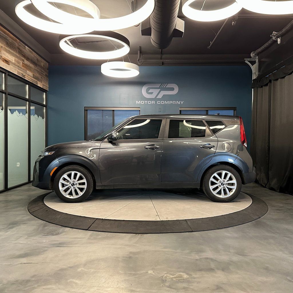 Used 2020 Kia Soul LX FWD image 6
