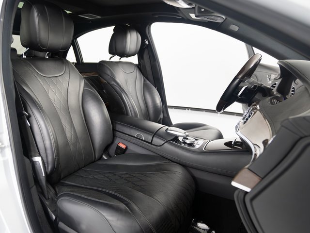 Used 2019 Mercedes-Benz S 560 Sedan w/ AMG Line Exterior image 30