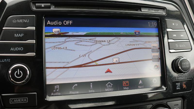 Used 2017 Nissan Maxima 3.5 SV image 13