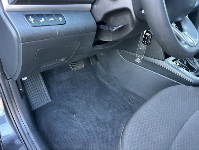 Used 2020 Hyundai Elantra SEL w/ Cargo Package (C1) image 29