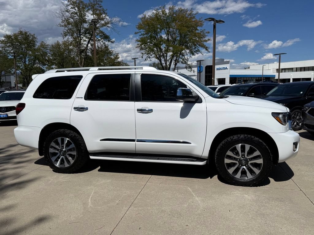 Used 2018 Toyota Sequoia Limited w/ Safety & Convenience Package AWD/4WD image 3