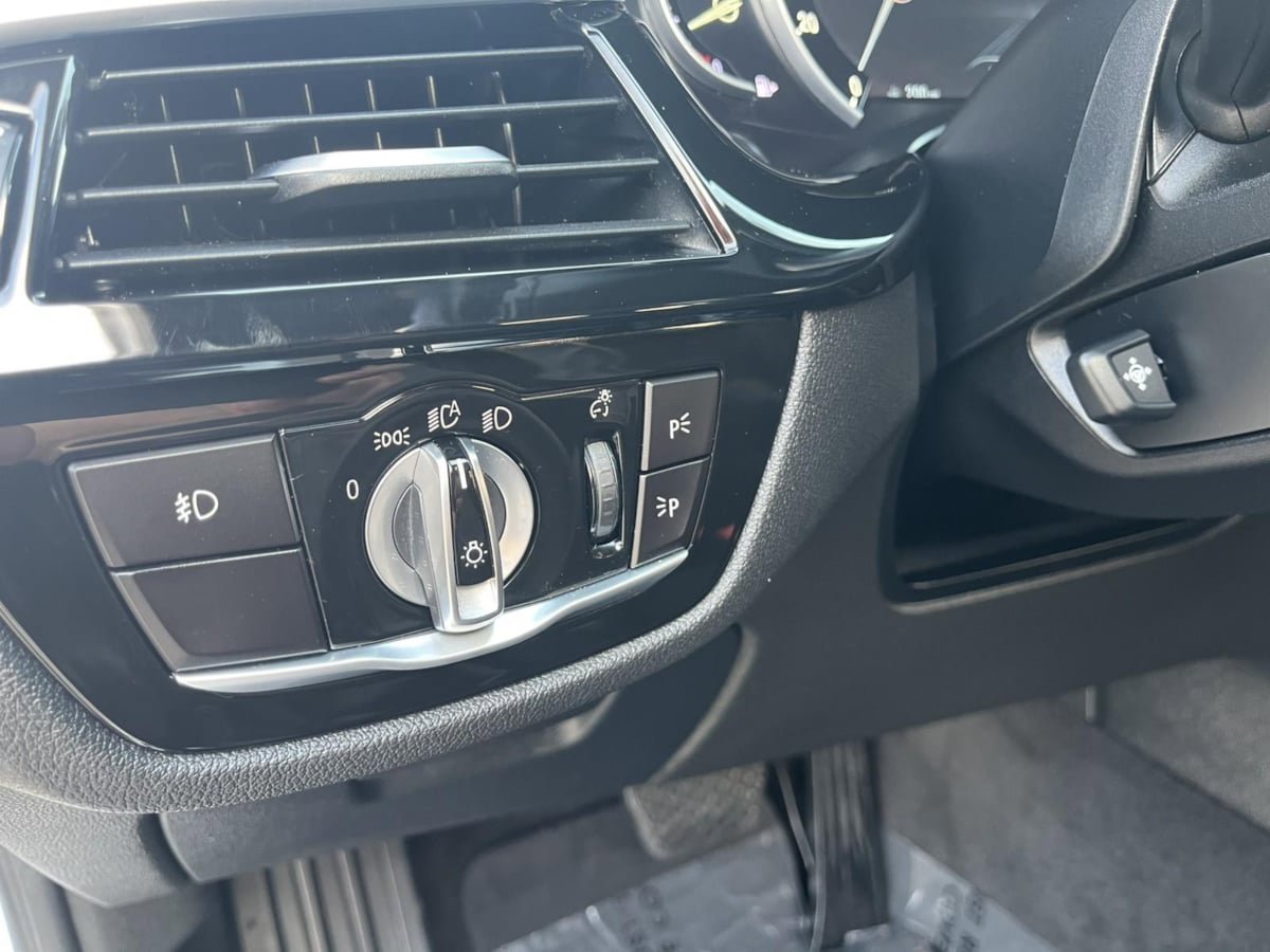 Used 2017 BMW 530i RWD image 15