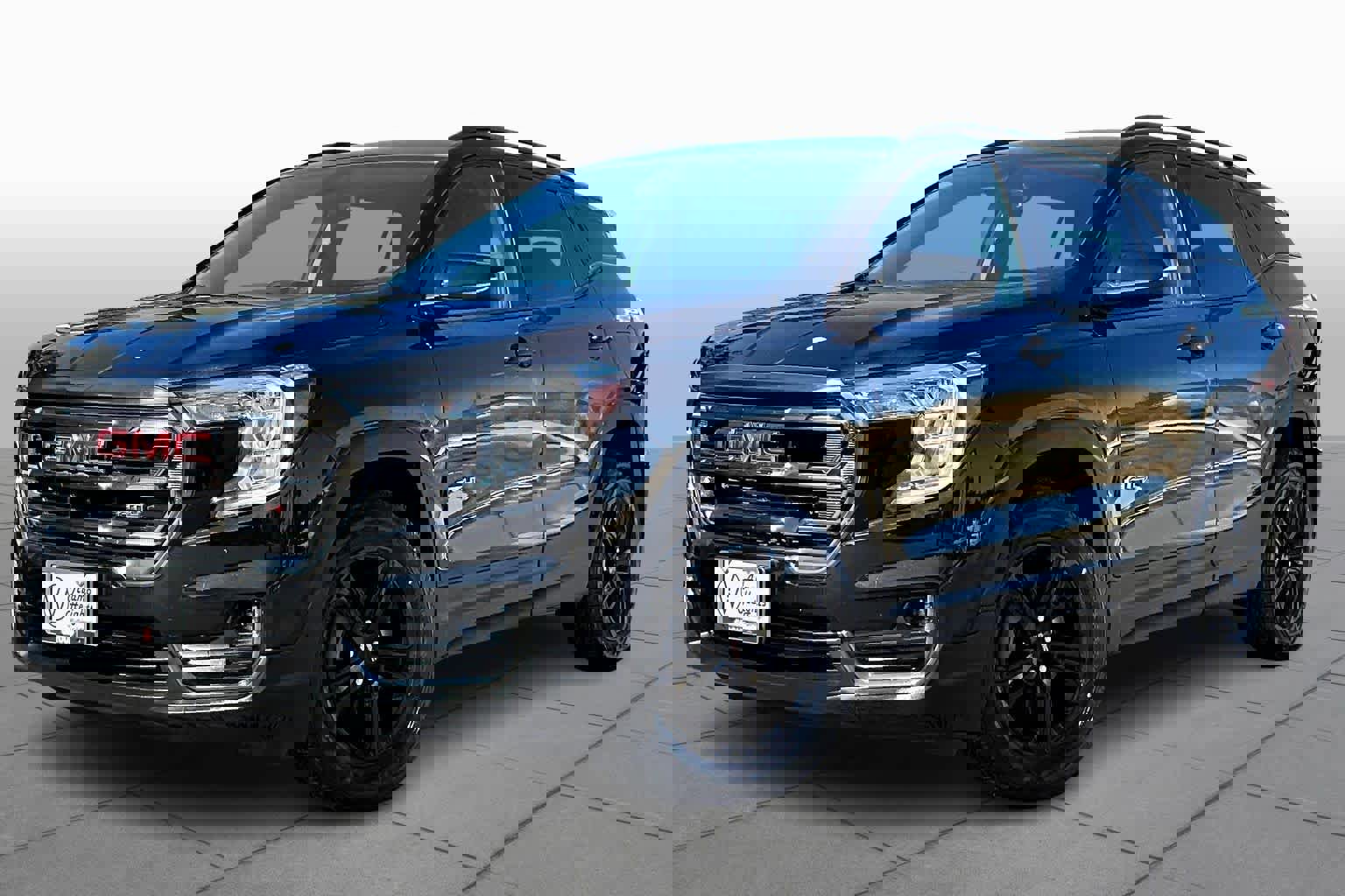 Used 2022 GMC Terrain AT4 image 1