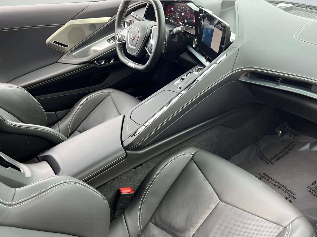 Used 2025 Chevrolet Corvette Z06 image 34