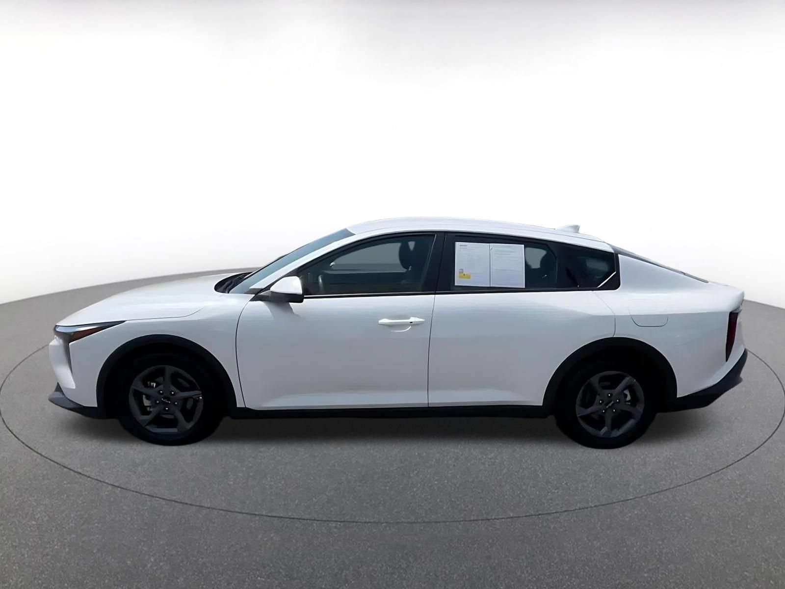 Used 2026 Kia K4 FWD image 10