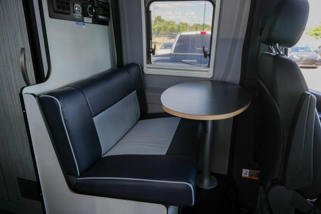 Used 2021 Mercedes-Benz Sprinter 2500 image 35