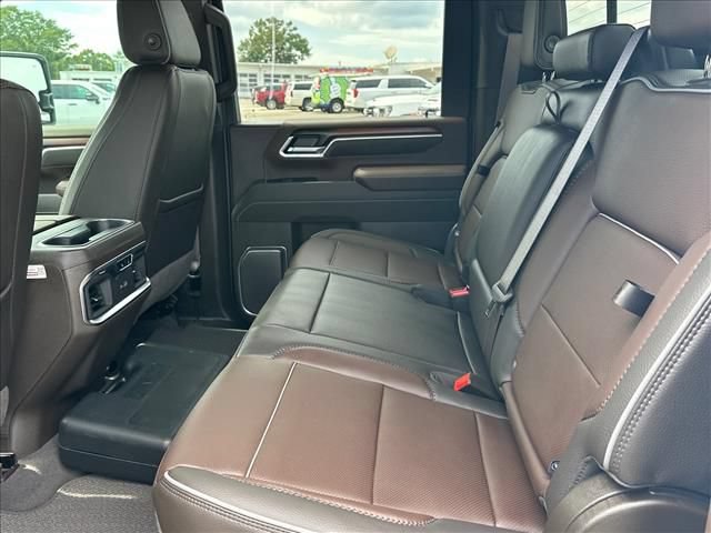 New 2026 GMC Sierra 2500 Denali w/ Denali Reserve Package AWD/4WD image 24