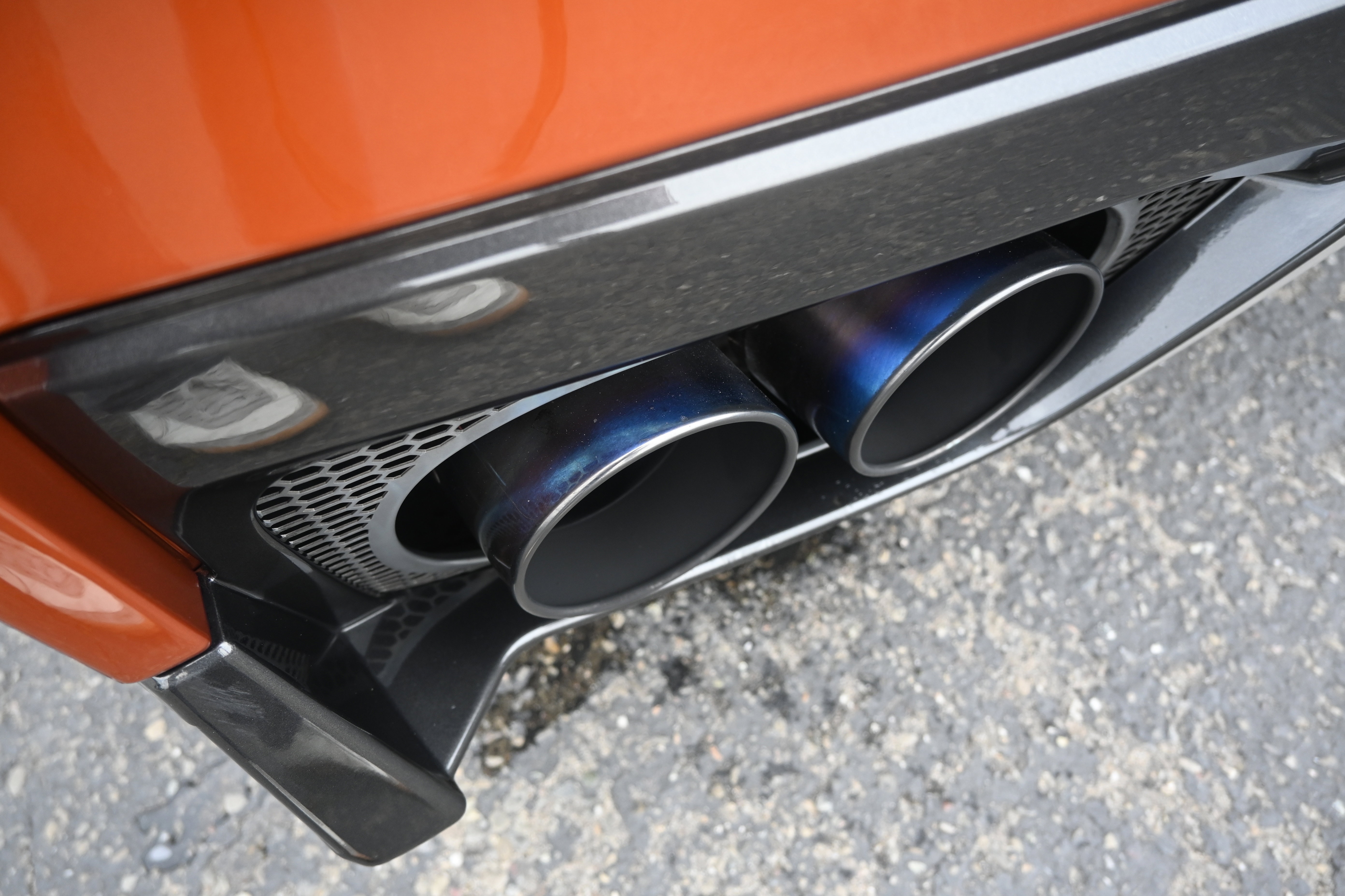 Used 2017 Nissan GT-R Premium image 21