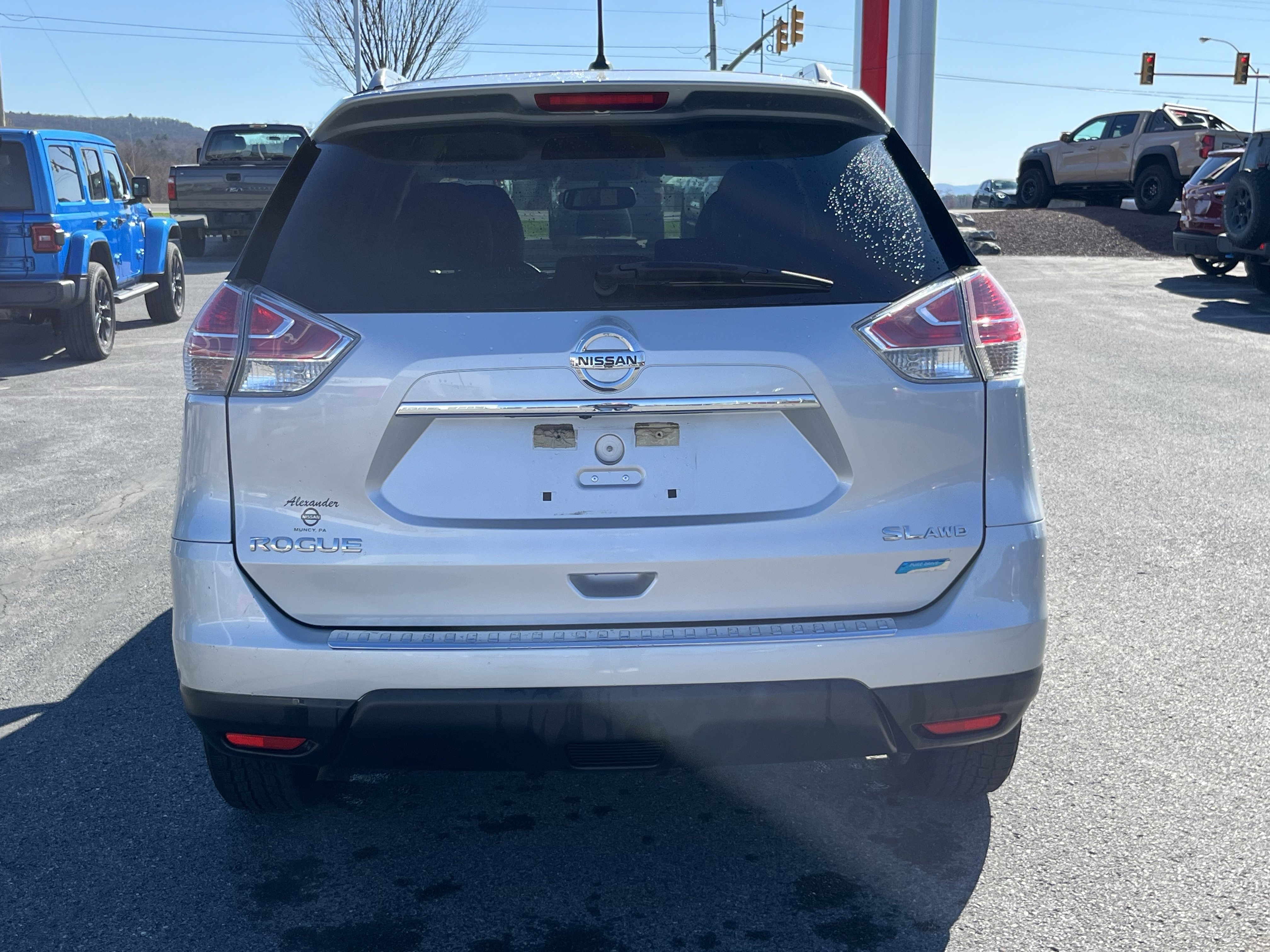 Used 2014 Nissan Rogue SL image 4