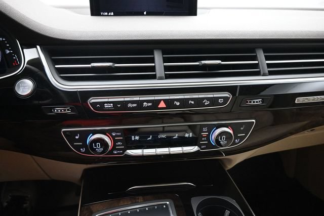 Used 2019 Audi Q7 3.0T Premium Plus w/ Premium Plus Package AWD/4WD image 9