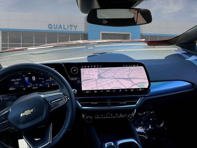 Certified 2024 Chevrolet Equinox EV LT FWD image 11