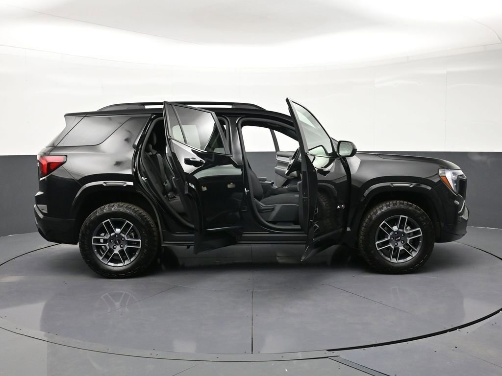 Used 2026 GMC Terrain AT4 image 34