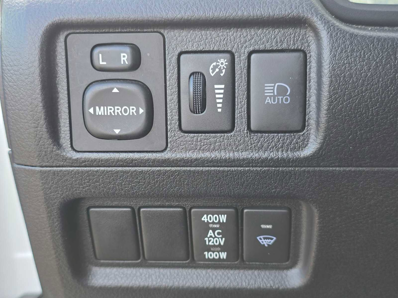 Certified 2024 Toyota 4Runner TRD Off-Road Premium image 27