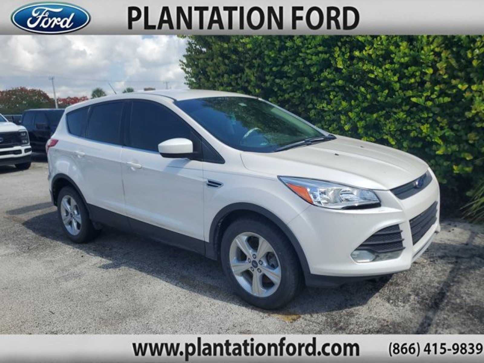 Used 2013 Ford Escape SE w/ Class II Trailer Tow Pkg FWD image 1
