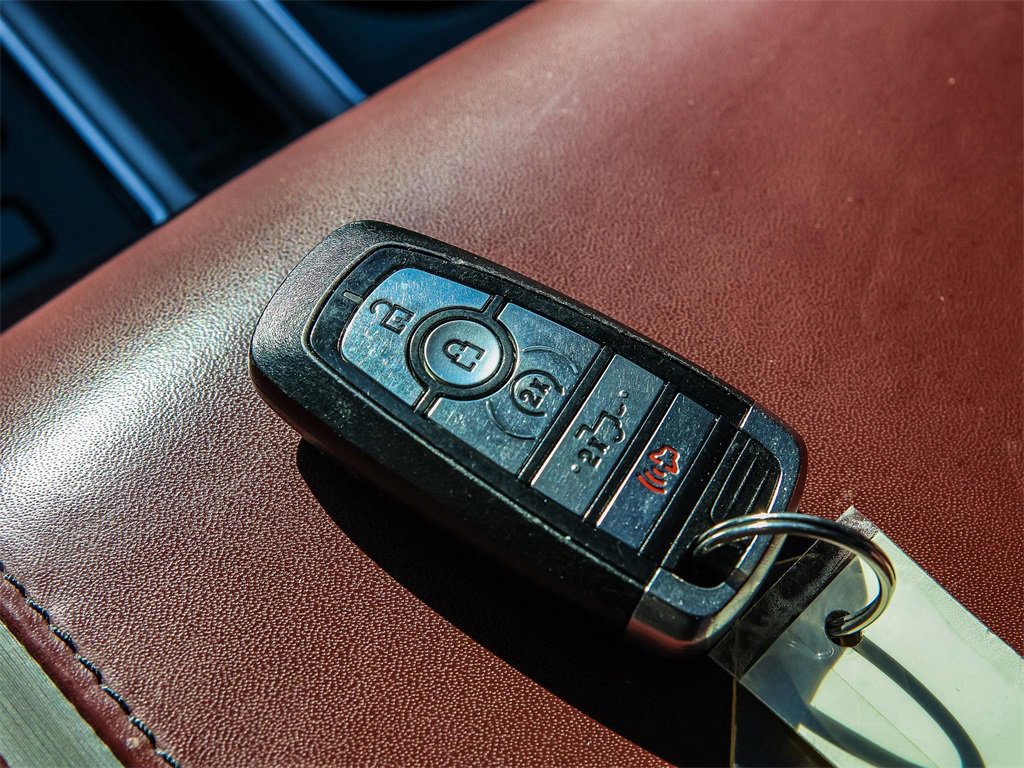 Used 2020 Ford F150 Platinum w/ Equipment Group 701A Luxury image 39