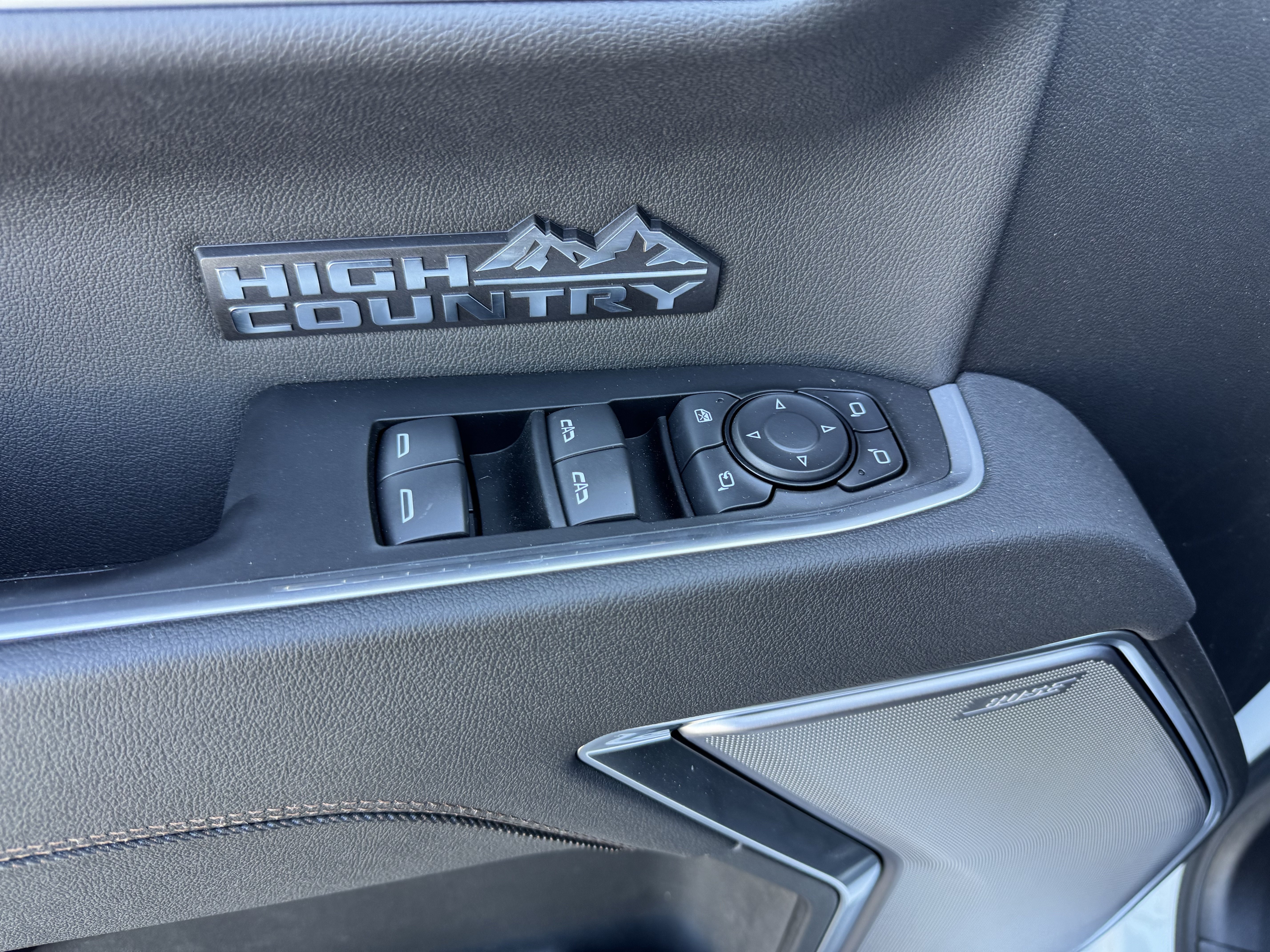 New 2026 Chevrolet Silverado 1500 High Country AWD/4WD image 12