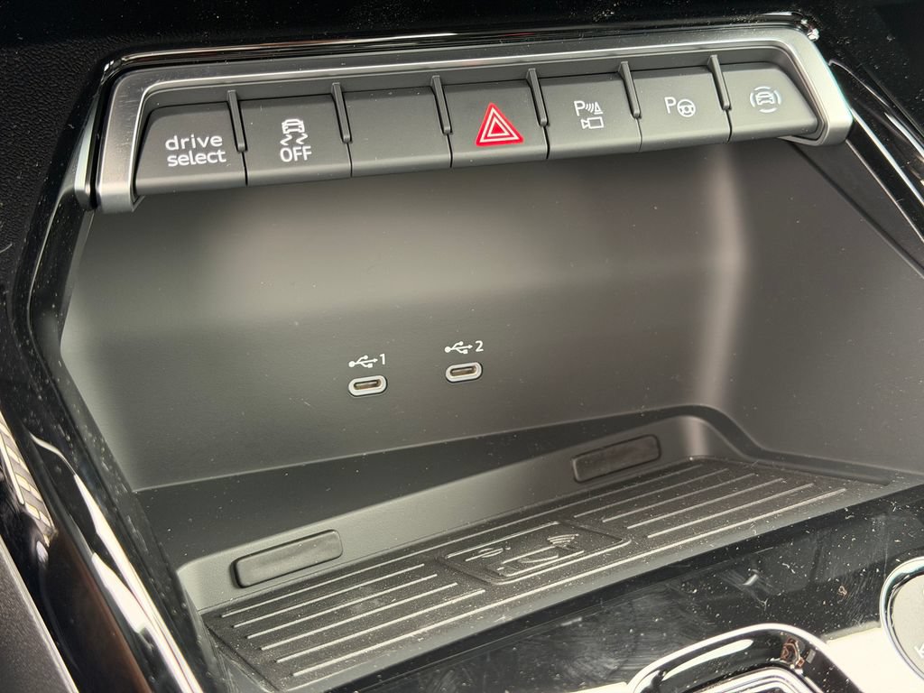 New 2026 Audi RS 3 AWD/4WD image 23