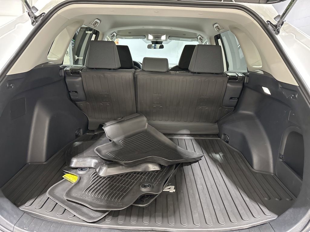 Certified 2025 Toyota RAV4 LE image 16