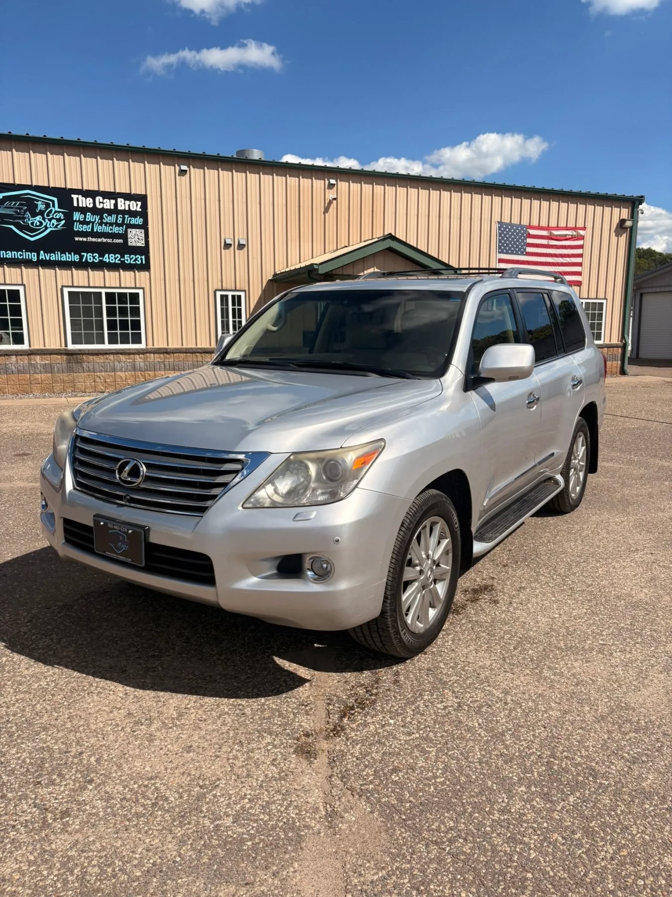 Used 2011 Lexus LX 570 4WD w/ Luxury Pkg