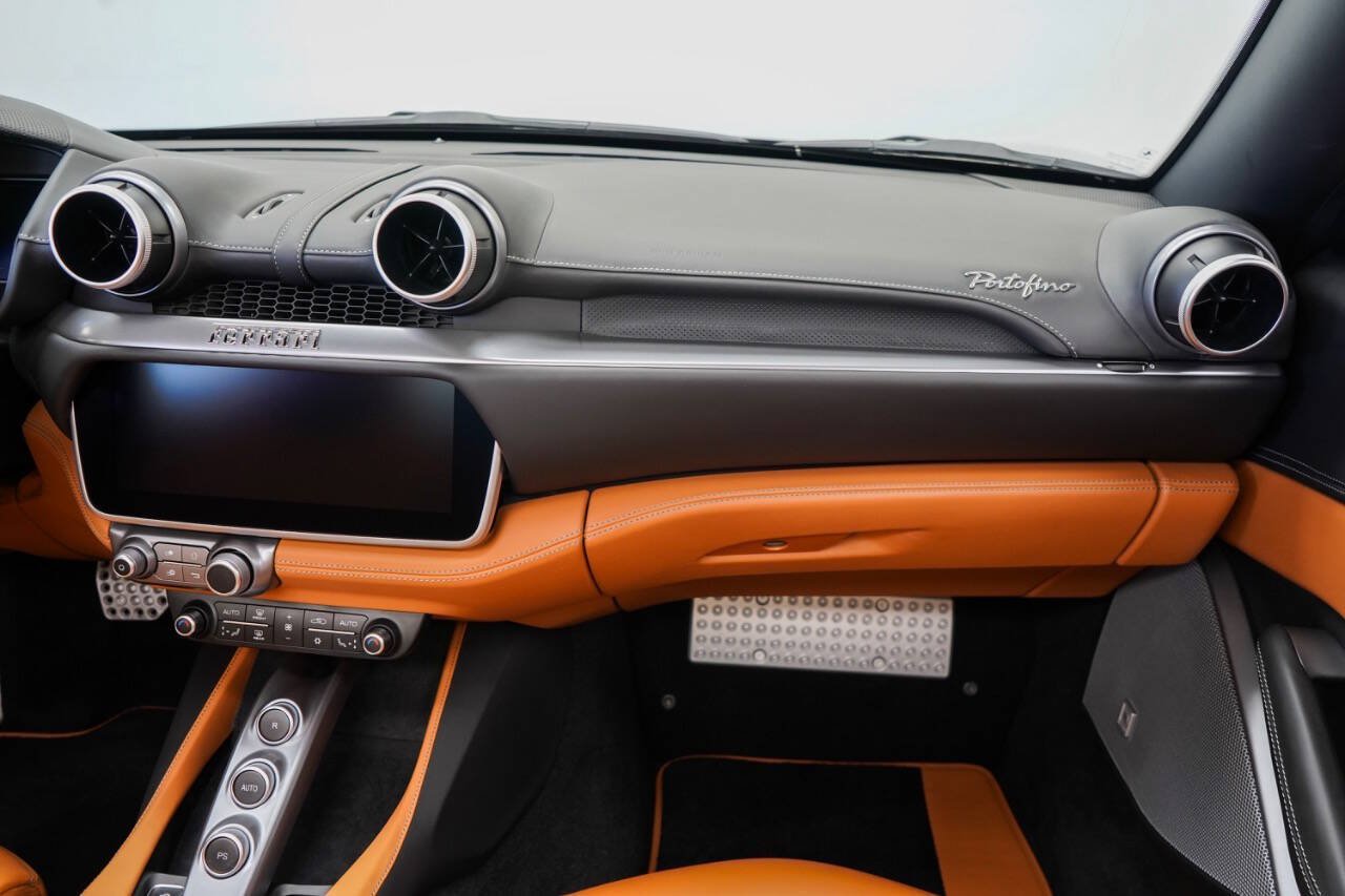 Used 2019 Ferrari Portofino RWD image 88