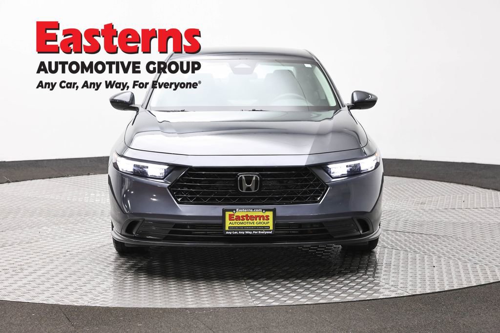 Used 2023 Honda Accord LX image 2