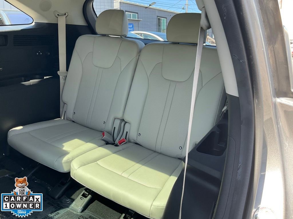 Used 2023 Kia Sorento SX Prestige image 32