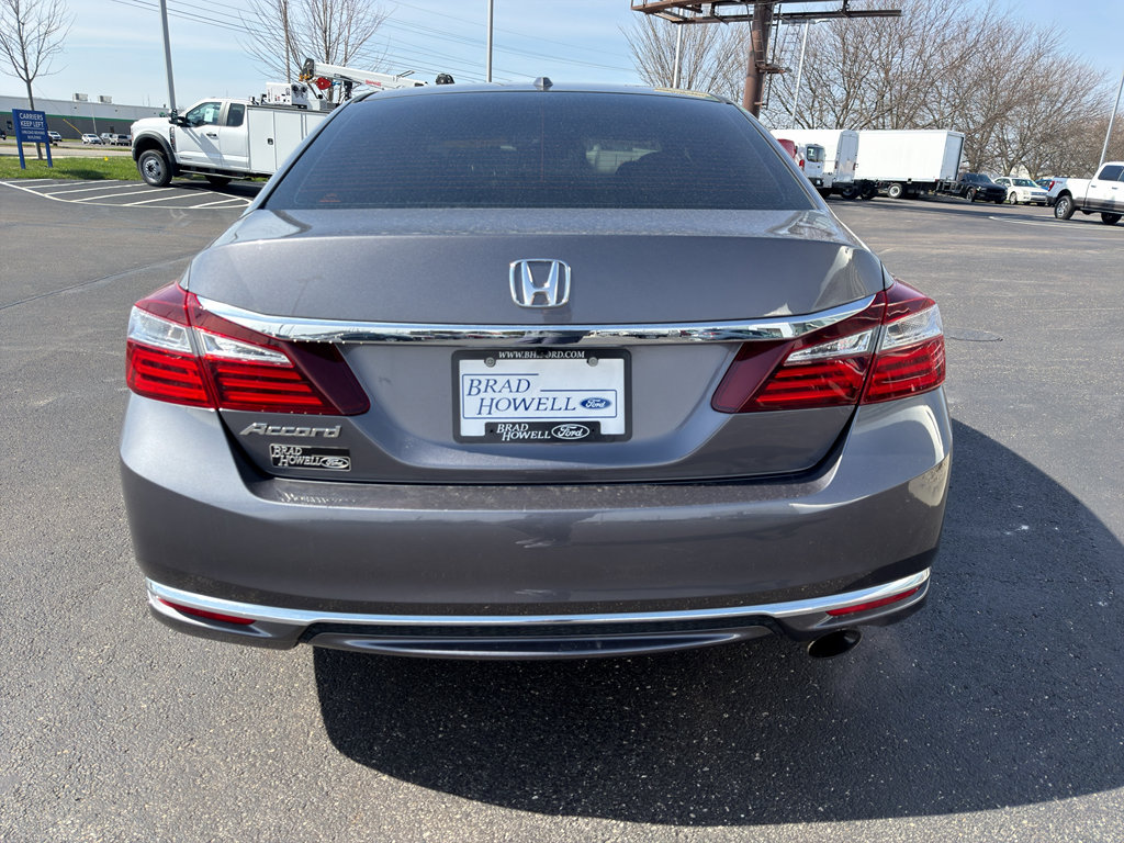 Used 2017 Honda Accord EX-L image 7
