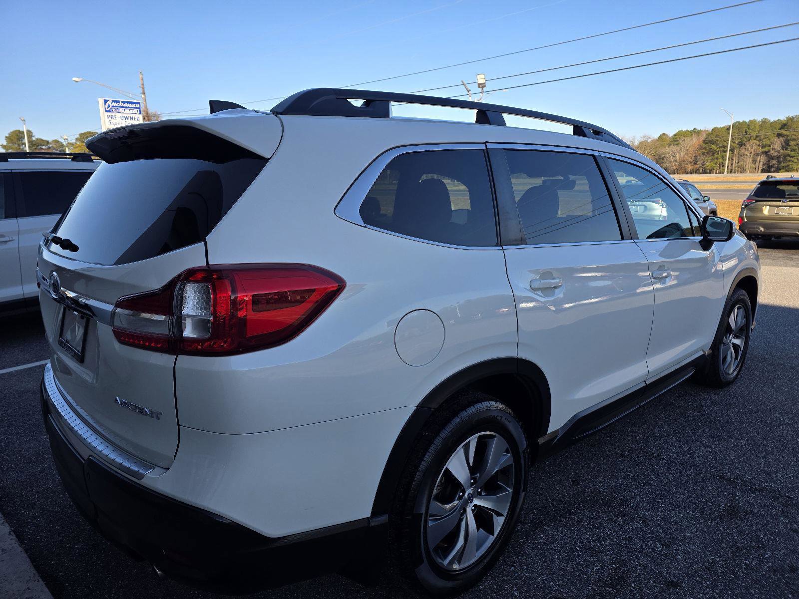 Used 2021 Subaru Ascent Premium w/ Convenience Package image 5