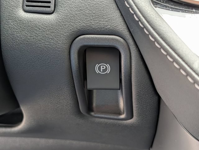 Used 2024 Lexus LS 500 F Sport AWD/4WD image 18