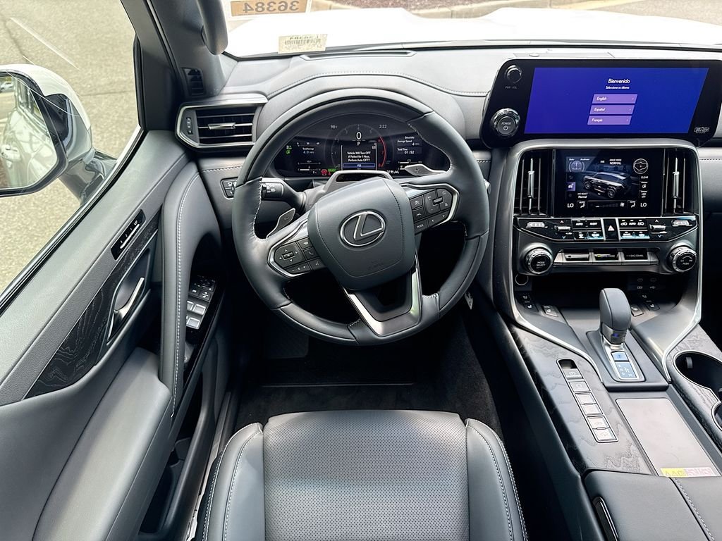New 2026 Lexus LX 700h Luxury AWD/4WD image 11
