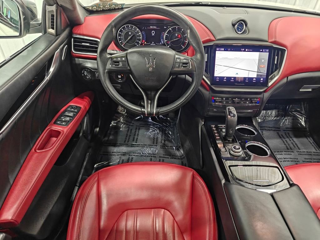 Used 2021 Maserati Ghibli S Q4 AWD/4WD image 4