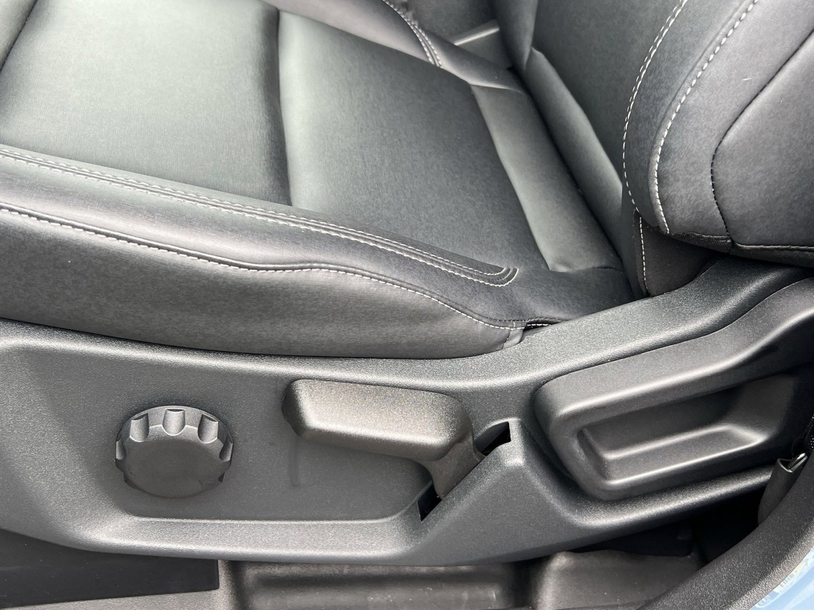 New 2025 Ford Bronco Badlands image 14