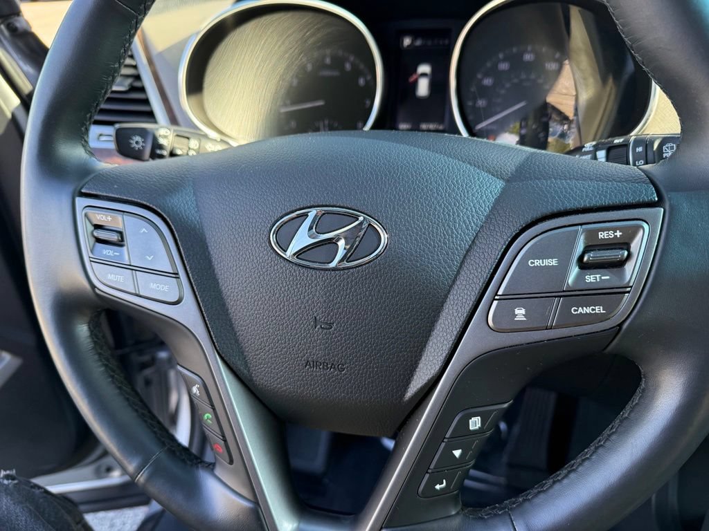 Used 2019 Hyundai Santa Fe XL AWD/4WD image 24