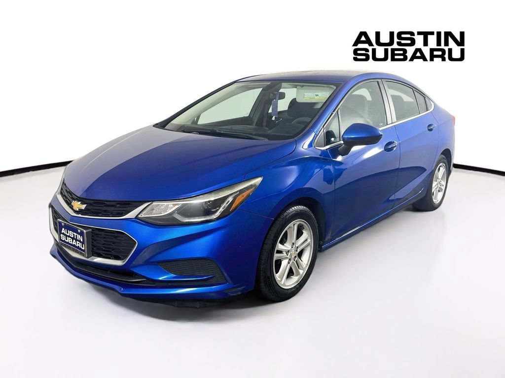 Used 2017 Chevrolet Cruze LT w/ Convenience Package FWD image 3