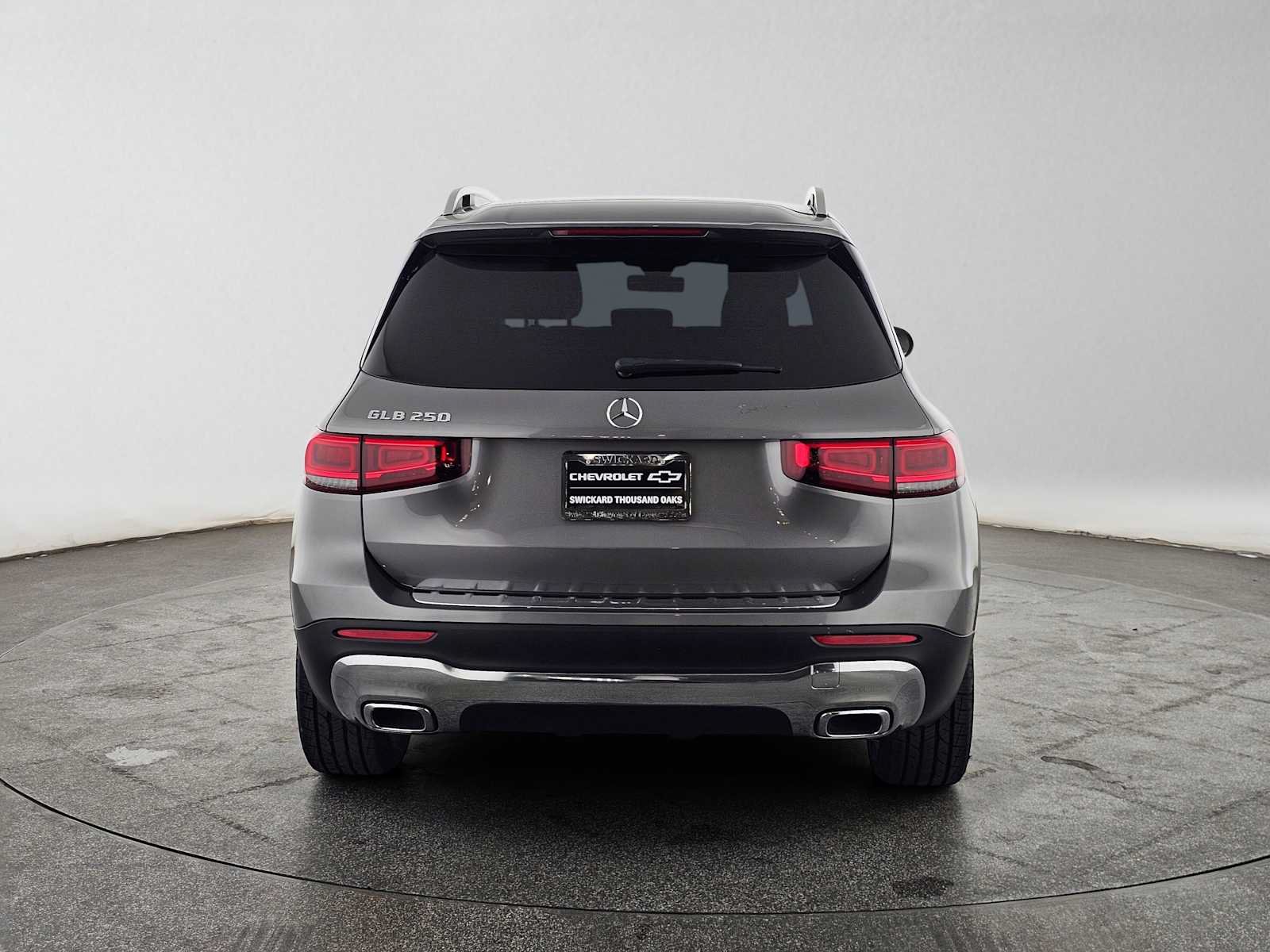 Used 2022 Mercedes-Benz GLB 250 image 4