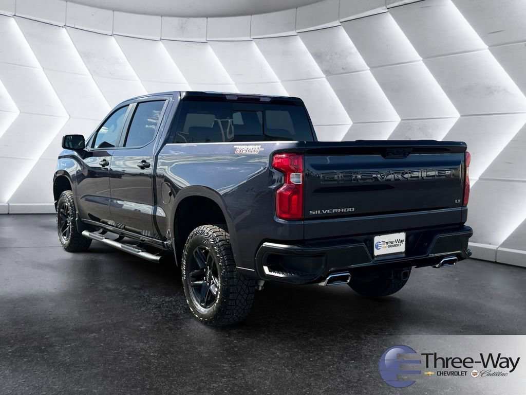 Used 2024 Chevrolet Silverado 1500 LT Trail Boss w/ Convenience Package II image 3