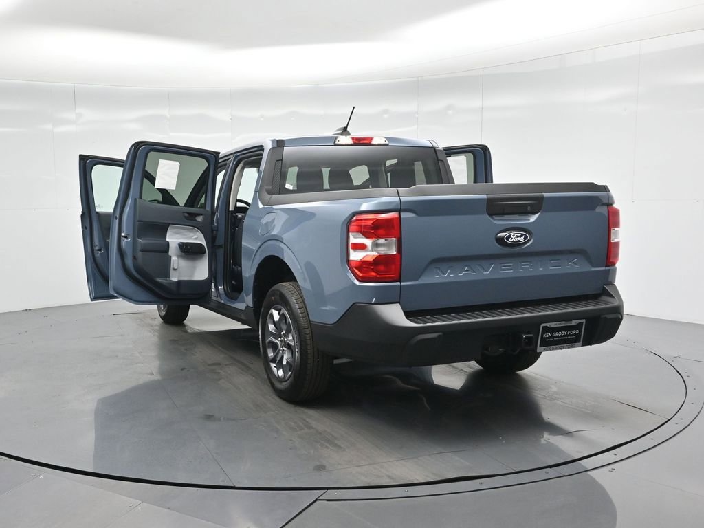 New 2025 Ford Maverick XLT w/ Equipment Group 302A image 32