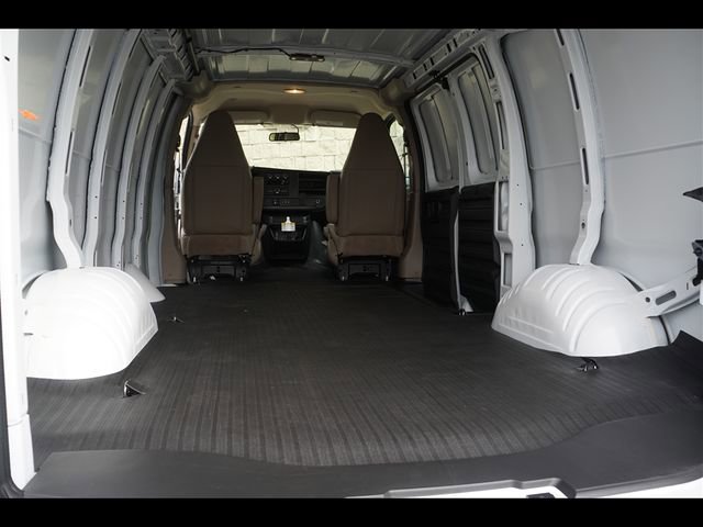 New 2025 Chevrolet Express 2500 image 5